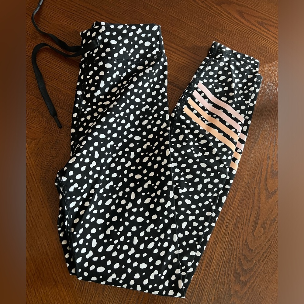 Sarah’s Day x White Fox Active Leggings